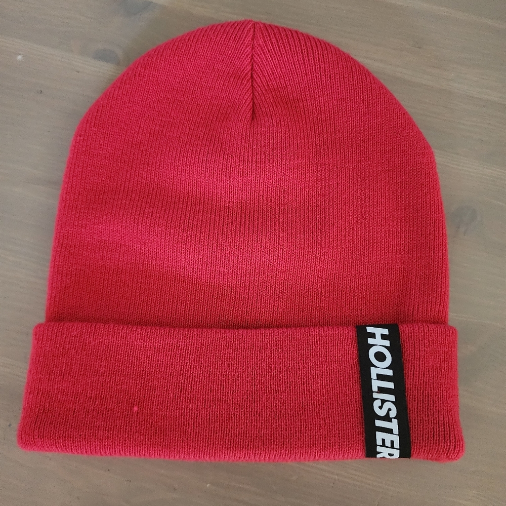 Hollister Beenie